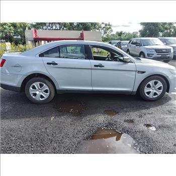 2016 Ford Taurus (Hartford, CT 06114)