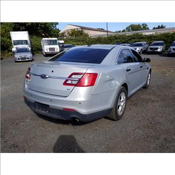 2016 Ford Taurus (Hartford, CT 06114)