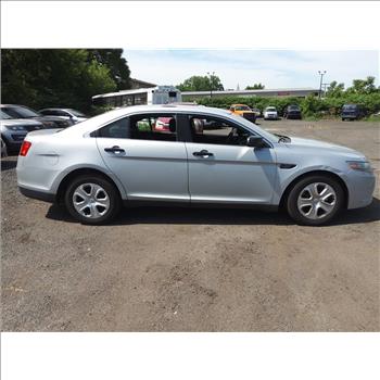 2016 Ford Taurus (Hartford, CT 06114)