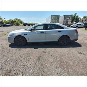 2016 Ford Taurus (Hartford, CT 06114)