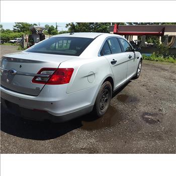 2016 Ford Taurus (Hartford, CT 06114)