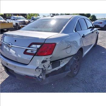 2016 Ford Taurus (Hartford, CT 06114)