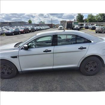 2016 Ford Taurus (Hartford, CT 06114)