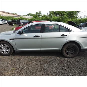 2016 Ford Taurus (Hartford, CT 06114)