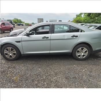 2016 Ford Taurus (Hartford, CT 06114)