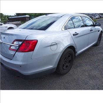 2016 Ford Taurus (Hartford, CT 06114)