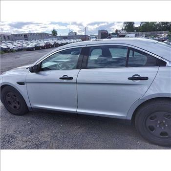 2016 Ford Taurus (Hartford, CT 06114)