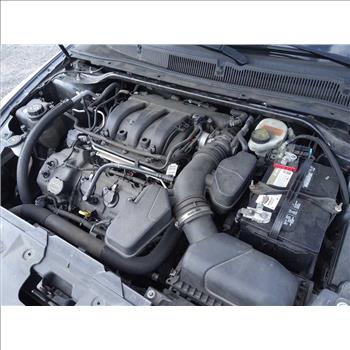 2016 Ford Taurus (Hartford, CT 06114)