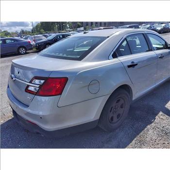 2016 Ford Taurus (Hartford, CT 06114)