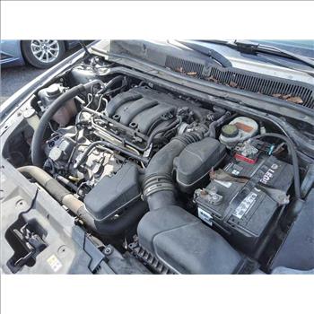 2016 Ford Taurus (Hartford, CT 06114)