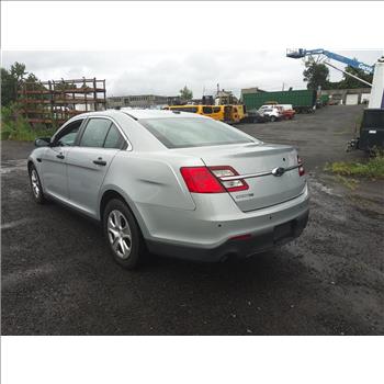 2016 Ford Taurus (Hartford, CT 06114)
