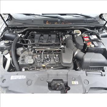 2016 Ford Taurus (Hartford, CT 06114)