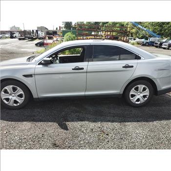 2016 Ford Taurus (Hartford, CT 06114)