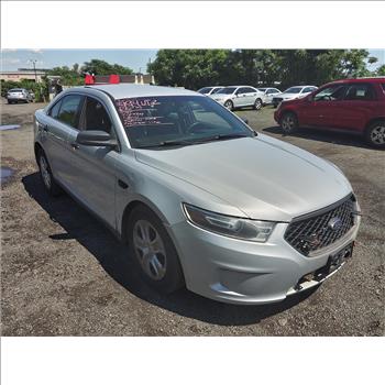 2016 Ford Taurus (Hartford, CT 06114)