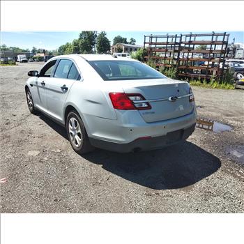 2016 Ford Taurus (Hartford, CT 06114)