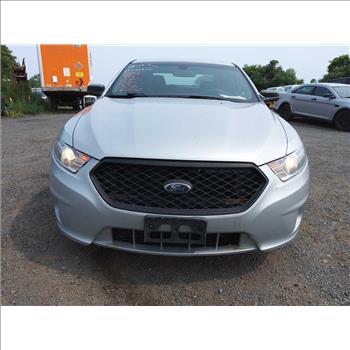 2016 Ford Taurus (Hartford, CT 06114)