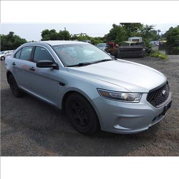 2016 Ford Taurus (Hartford, CT 06114)