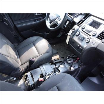 2016 Ford Taurus (Hartford, CT 06114)