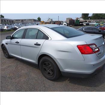 2016 Ford Taurus (Hartford, CT 06114)