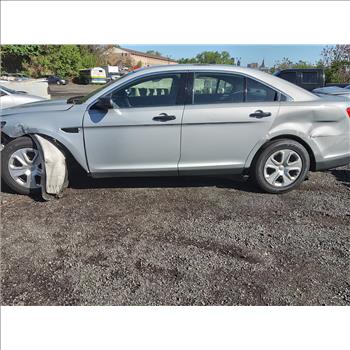 2016 Ford Taurus (Hartford, CT 06114)