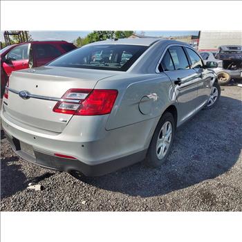 2016 Ford Taurus (Hartford, CT 06114)