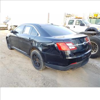 2016 Ford Taurus (Staten Island, NY 10309)