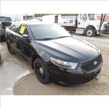 2016 Ford Taurus (Staten Island, NY 10309)