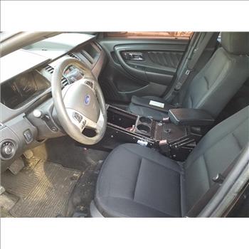 2016 Ford Taurus (Staten Island, NY 10309)