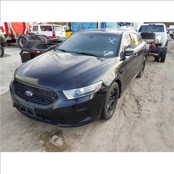 2016 Ford Taurus (Staten Island, NY 10309)