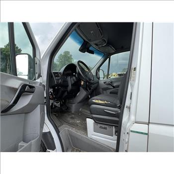 2016 Freightliner Sprinter (Staten Island, NY 10309)