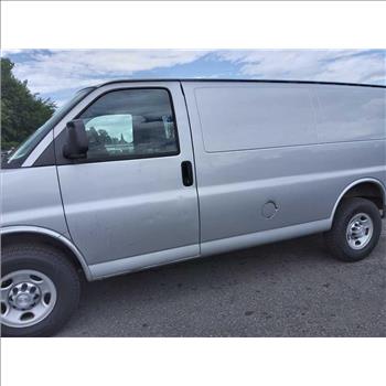 2017 Chevrolet Express (Hartford, CT 06114)