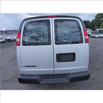 2017 Chevrolet Express (Hartford, CT 06114)
