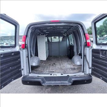 2017 Chevrolet Express (Hartford, CT 06114)