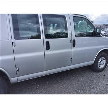 2017 Chevrolet Express (Hartford, CT 06114)