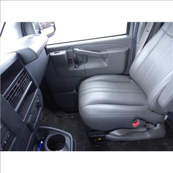 2017 Chevrolet Express (Hartford, CT 06114)