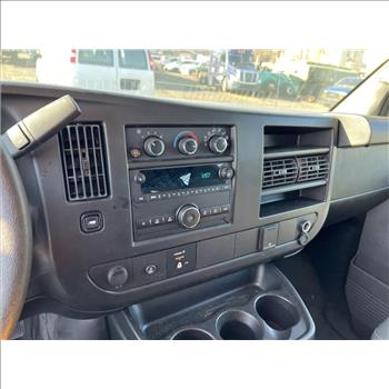 2017 Chevrolet Express (Hartford, CT 06114)