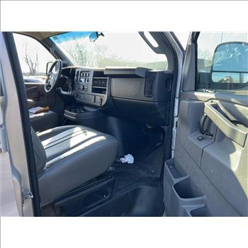 2017 Chevrolet Express (Hartford, CT 06114)