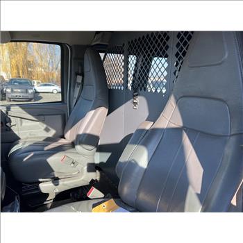 2017 Chevrolet Express (Hartford, CT 06114)