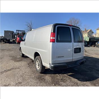 2017 Chevrolet Express (Hartford, CT 06114)