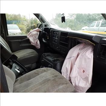 2017 Chevrolet Express (Staten Island, NY 10309)