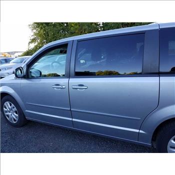 2017 Dodge Grand Caravan (Hartford, CT 06114)