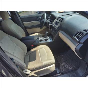 2017 Ford Explorer (Hartford, CT 06114)