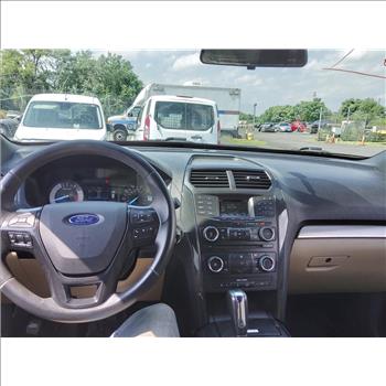 2017 Ford Explorer (Hartford, CT 06114)