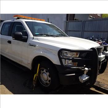 2017 Ford F150 (Staten Island, NY 10309)