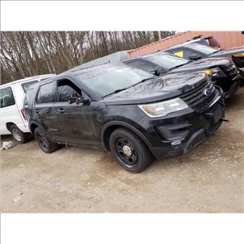 2017 Ford Interceptor (Staten Island, NY 10309)