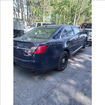 2017 Ford Taurus (Staten Island, NY 10309)