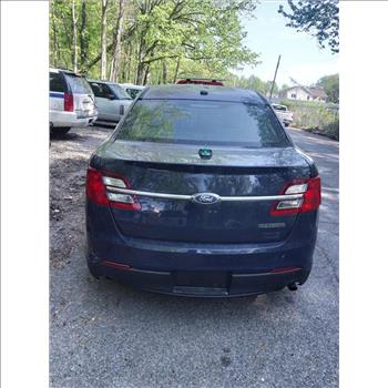 2017 Ford Taurus (Staten Island, NY 10309)