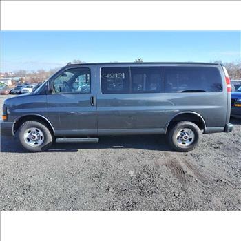 2017 GMC Savana (Hartford, CT 06114)