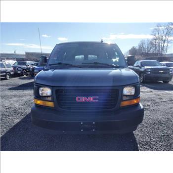 2017 GMC Savana (Hartford, CT 06114)
