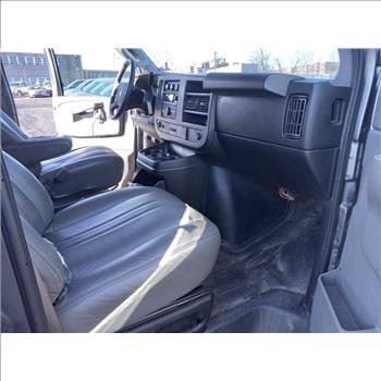 2017 GMC Savana (Hartford, CT 06114)